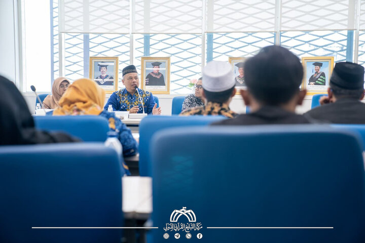 تقرير مصور/ العتبة الحسينية تنظّم جلسة علمية في جامعة جاكرتا الحكومية بهدف تعزيز التواصل القرآني