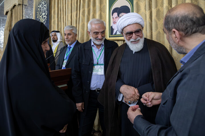 دیدار موکب‌داران سامرا با تولیت آستان قدس رضوی