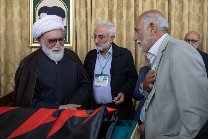 دیدار موکب‌داران سامرا با تولیت آستان قدس رضوی