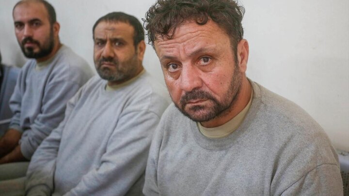 Photos: 13 Palestinian prisoners released from Israeli prisons