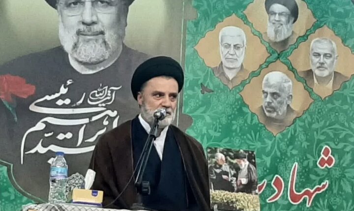 ایمان به خدا، صبر و ولایت‌پذیری از خصوصیات بارز شهید رئیسی بود