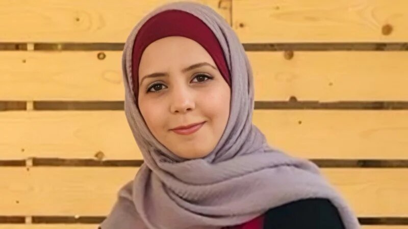 Palestinian writer: In Western and Arab media people like me are omitted either with bombs or with titles!