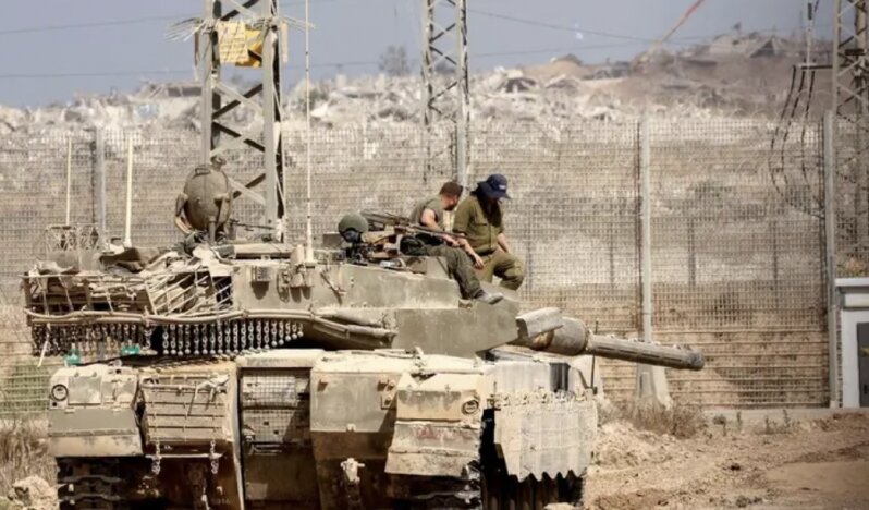 Almanya’dan İsrail’e mesafe