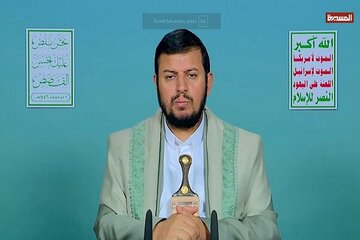 Вокуниши раҳбари Ансоруллоҳи Яман ба ҳамлаи режими саҳюнистӣ ба фурудгоҳи Санъо
