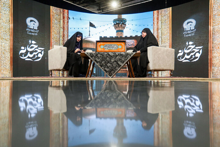 Photos: Australian cultural activist participates in Tawhid Khaneh TV program