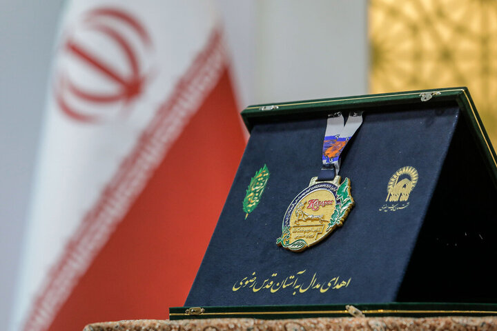 Photos: Championship medal of "Kabaddi" team donated to Razavi Holy Shrine Museum