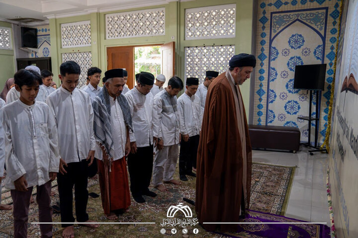 تقرير مصور/  وفد العتبة الحسينية المقدسة يزور فرع مركز التبليغ القرآني الدولي التابع لها في العاصمة جاكرتا