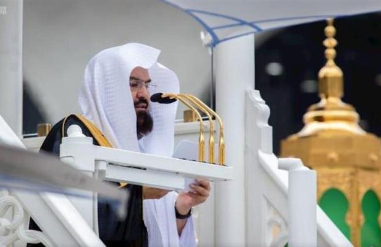 فيديو | السعودية ترفع حظر الخمور في 600 موقع سياحي لجذب السياح