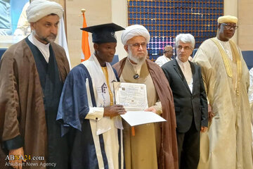 Sherehe ya Kumaliza Masomo ya Wanafunzi wa Jamia ya Al-Mustafa Niger kwa Maaliko ya Katibu Mkuu wa Jumuiya ya Kimataifa ya Ahlulbayt (as) + Picha