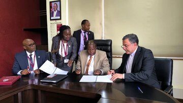 Iran na Chuo Kikuu cha St. Paul Nchini Kenya Watia Saini Makubaliano ya Ushirikiano wa Kiutamaduni + Picha