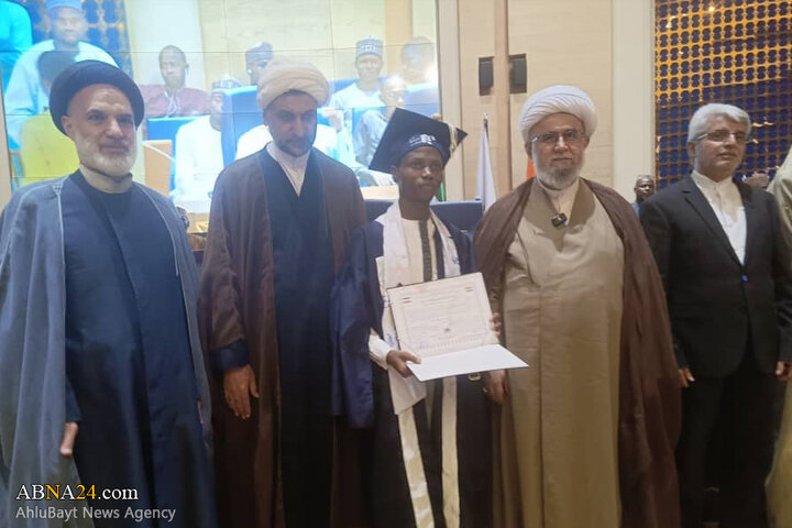 آيين فارغ‌التحصیلی دانشجویان جامعة المصطفي نیجر با حضور دبیرکل مجمع جهانی اهل‌بیت(ع)