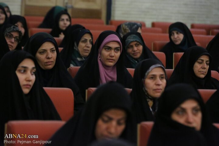 همایش «نقش بانوان از دیدگاه امام خمینی (ره)» در اصفهان