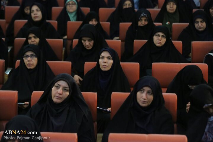 همایش «نقش بانوان از دیدگاه امام خمینی (ره)» در اصفهان
