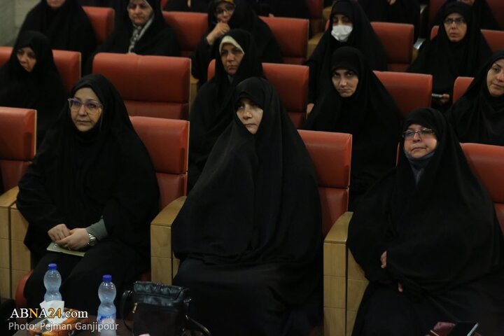 همایش «نقش بانوان از دیدگاه امام خمینی (ره)» در اصفهان