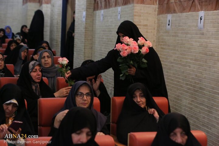 همایش «نقش بانوان از دیدگاه امام خمینی (ره)» در اصفهان