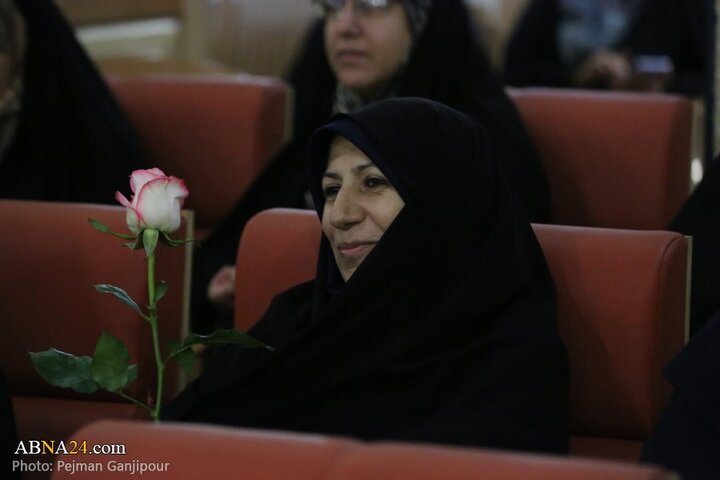 همایش «نقش بانوان از دیدگاه امام خمینی (ره)» در اصفهان