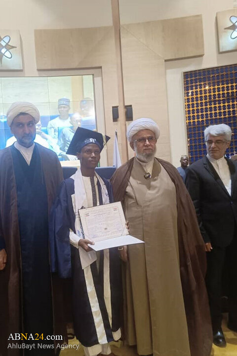 تقرير مصور/ الأمين العام للمجمع العالمي لأهل البيت (ع) يحضر في حفل تخرج طلاب جامعة المصطفى (ص) بالنيجر