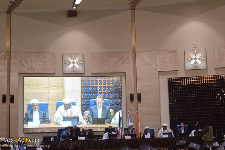 تقرير مصور/ حضور آية الله رمضاني في مؤتمرٌ واسع  للمبلغين وخريجي الجامعات الإسلامية في النيجر