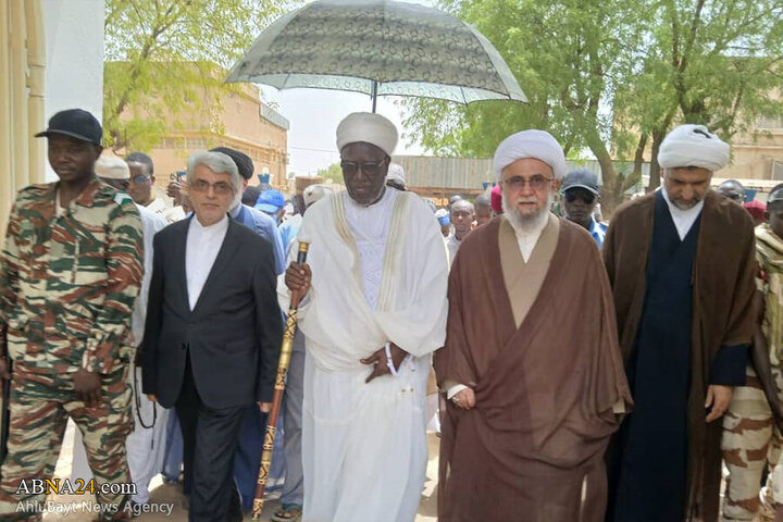 تقرير مصور/ الأمين العام للمجمع العالمي لأهل البيت (ع) يشارك في صلاة الجمعة بمدينة كيوتا بالنيجر