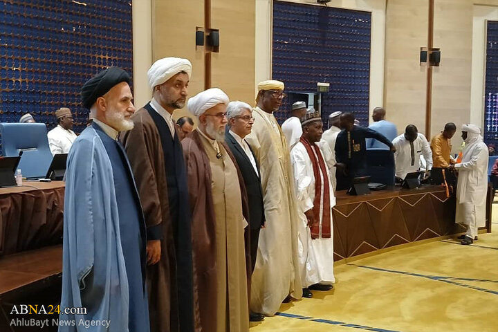 Photos: Turban-wearing ceremony for Seminary students from Niger held by Ayatollah Ramazani