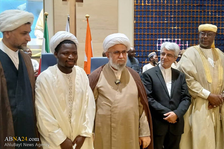 Photos: Turban-wearing ceremony for Seminary students from Niger held by Ayatollah Ramazani