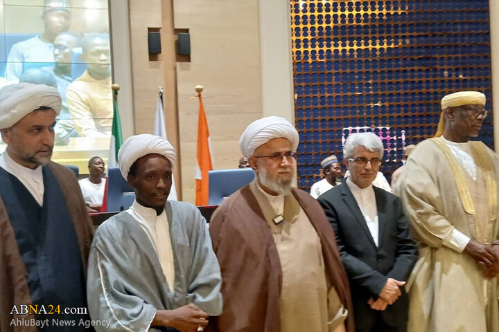 Photos: Turban-wearing ceremony for Seminary students from Niger held by Ayatollah Ramazani