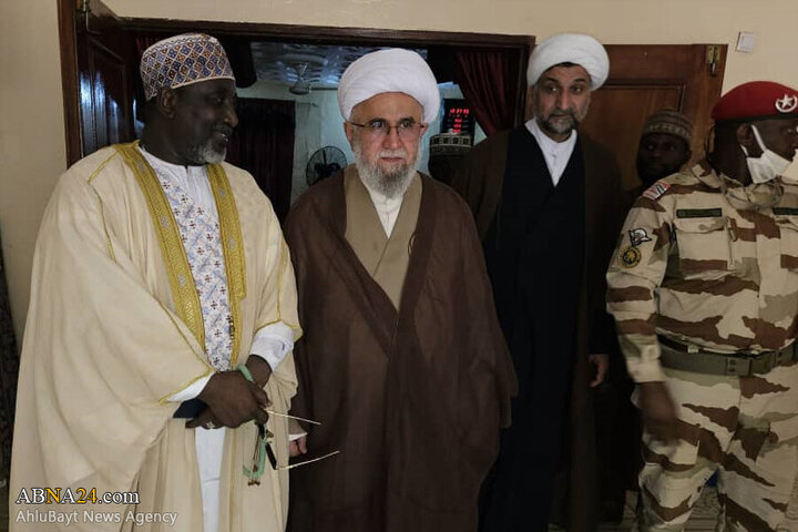 Photos: Secretary General of AhlulBayt World Assembly attends Friday prayers in "Kiota", Niger