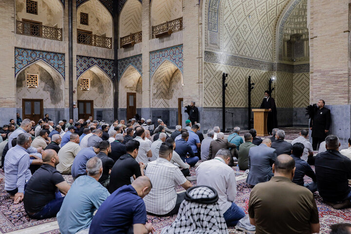 تقرير مصور/ أصحاب مواكب سامراء يتشرفون بزيارة الإمام الرضا (ع) في مدينة مشهد