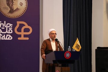 مامۆستا واژی: خزمەت نەکردن بە زمان نکۆڵی لە ئایەتێکی خودایە