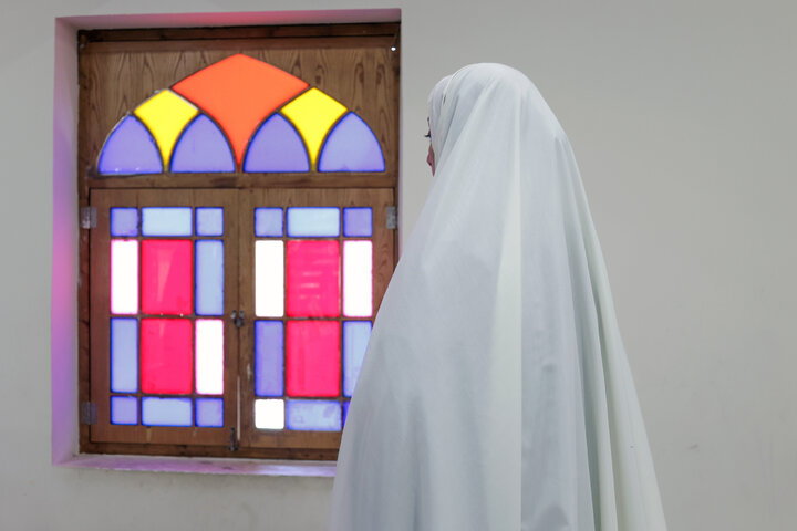 دوخت و اهدای ۲۰ چادر عروس توسط باشگاه اجتماعی گوهرشاد