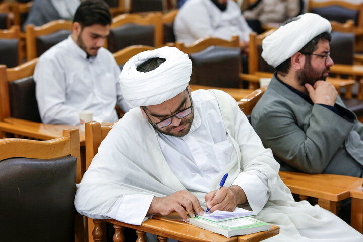 رویکردشناسی تکامل فقاهت در دوره معاصر