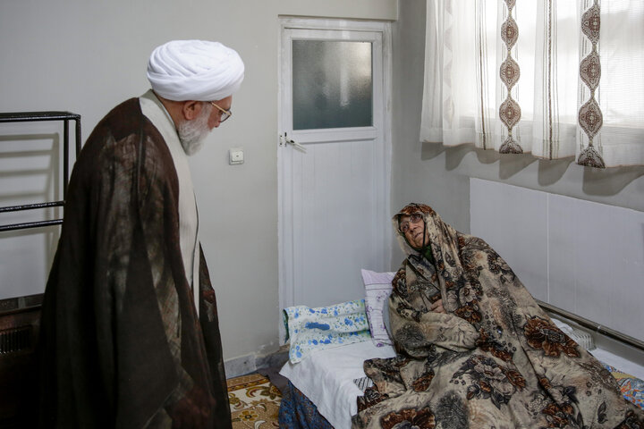 گزارش تصویری | دیدار تولیت آستان قدس رضوی با خانواده شهدا