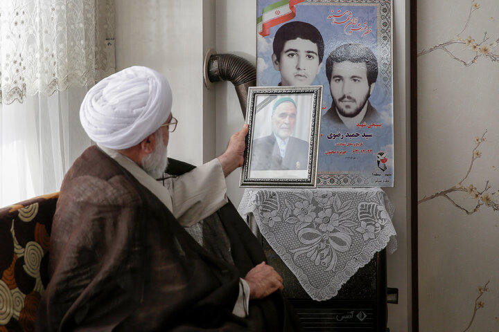 گزارش تصویری | دیدار تولیت آستان قدس رضوی با خانواده شهدا