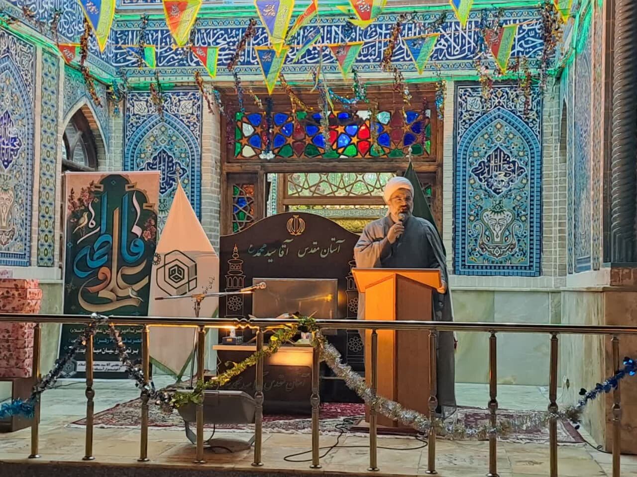 ازدواج فاطمی، الگوی زندگی جوانان باشد