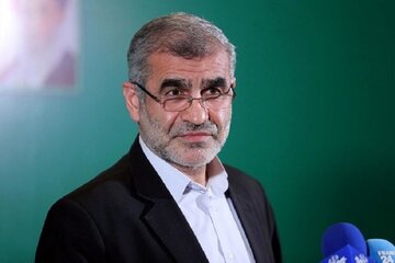 علی نیکزاد: متواضعانه از مردم عذرخواهی می‌کنم