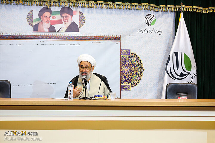 Photos: Conference on "Imam Khomeini, the Resistance Front and the Regime of Dominance" held in Qom