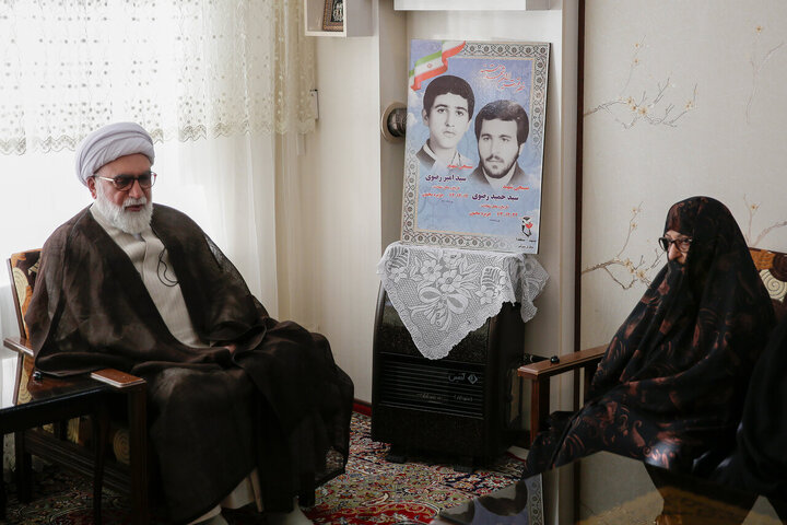 Photos: Custodian of Astan Quds Razavi meets with martyrs families