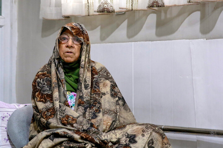 Photos: Custodian of Astan Quds Razavi meets with martyrs families