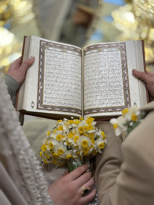 Photos: Young couples begin their life together at Hazrat Masoumeh shrine