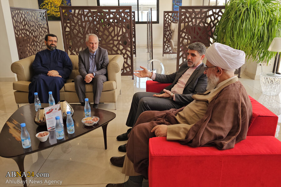 Ayatollah Ramazani arrives in Senegal (+Photos)