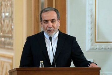 عراقچی: پاسخ نامه آمریکا در دست تهیه است