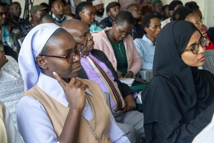 Imam Khomeini - Kenya