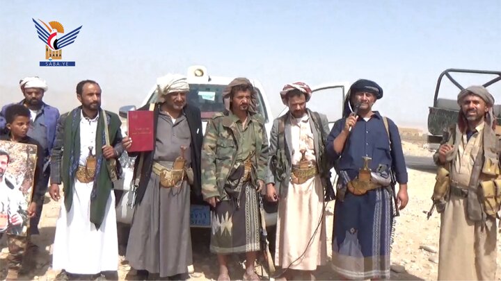 تقرير مصور/ قبائل يمنية في محافظة مأرب تعلن نفيرا عاما وبراءة من الخونة