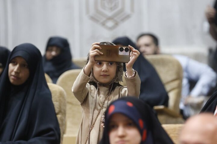 Photos: Special program to commemorate martyrs of Ordibehesht flight held in Tabriz