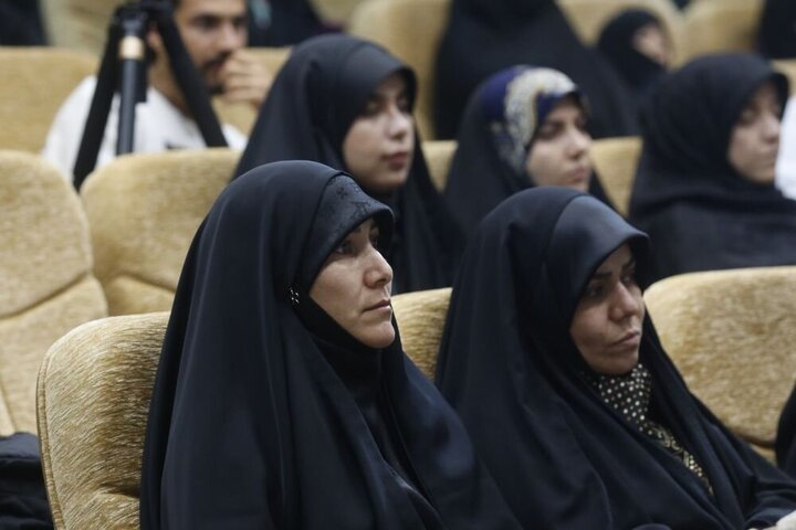 Photos: Special program to commemorate martyrs of Ordibehesht flight held in Tabriz