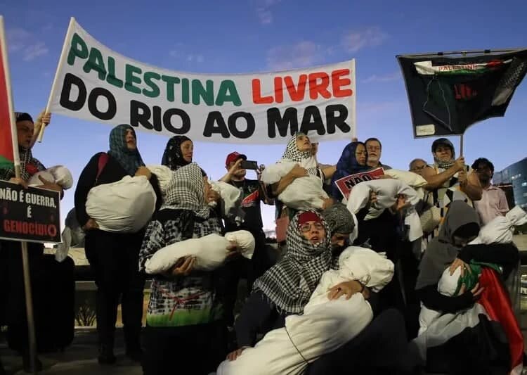 Apoio de brasileiros aos oprimidos de Gaza / 1 Apoio de brasileiros aos oprimidos de Gaza / 1