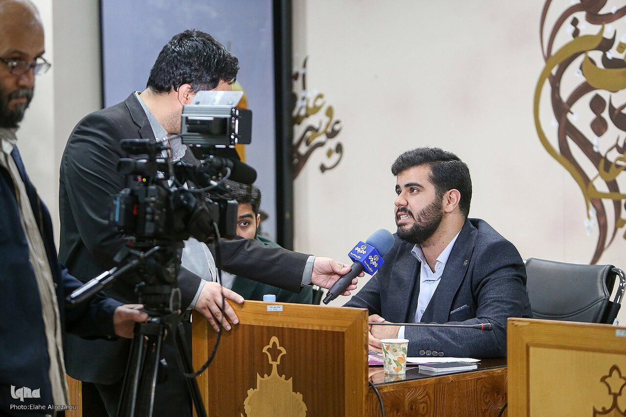 Iranian Quran reciter highlights Quranic unity during Hajj