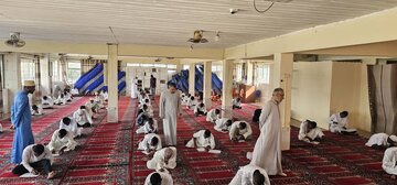 JamiatAl-Mustafa S) - Dar es Salaam, inaangazia upande wa Kitaaluma na Kuona Manufaa zaidi katika Mitihani inayofanyika katika Chuo hicho + Picha