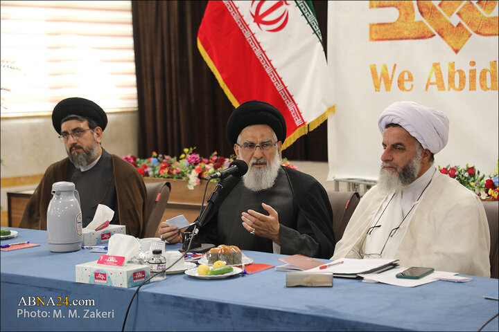 Photos: Pre-session of International Conference on "Arbaeen, Spirituality and Islamic Authority" held in Qom