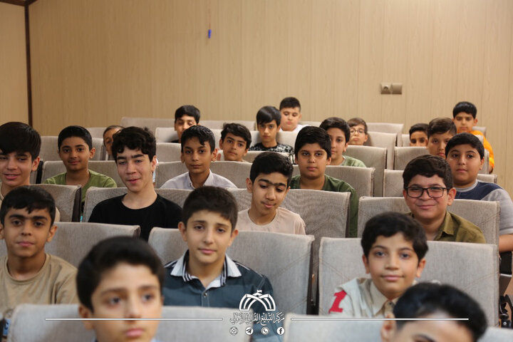 تقرير مصور/ دورات صيفية قرآنية تنظمها العتبة الحسينية للأطفال في مدينة قم
